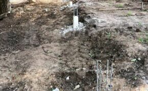 Фундамент под забор столбчатый
